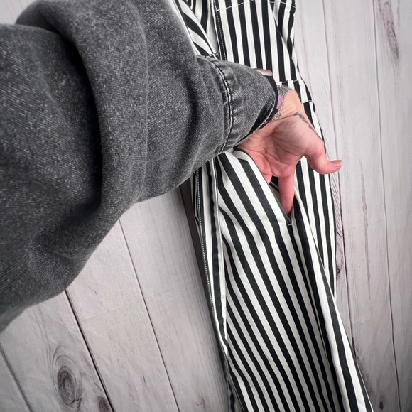 Black and White Striped Jumpsuit Rachel Roy size 6 - Picture 7 of 12